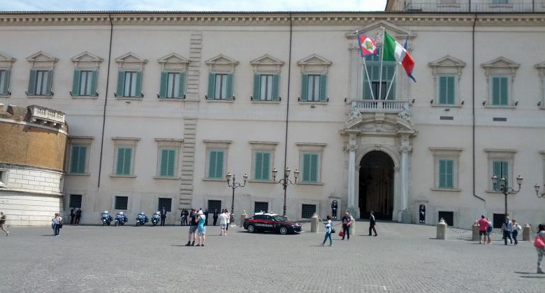 Interview i radio24syvs "55 minutter" om Lega, Femstjernebevægelsen og Italiens præsident