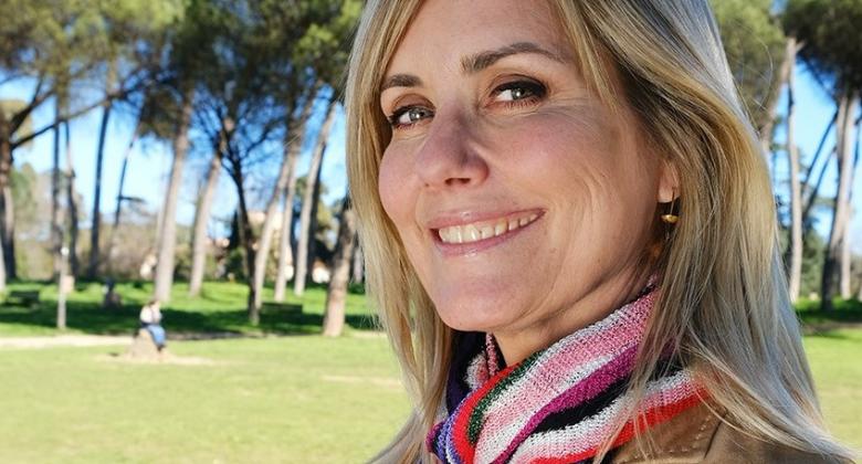 Interview med Eva Ravnbøl om "Gud er italiener" - Bogforum, 6. november 2022